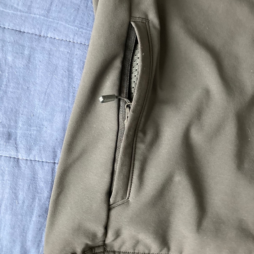 Mountain Hardware Light Weight - image 4